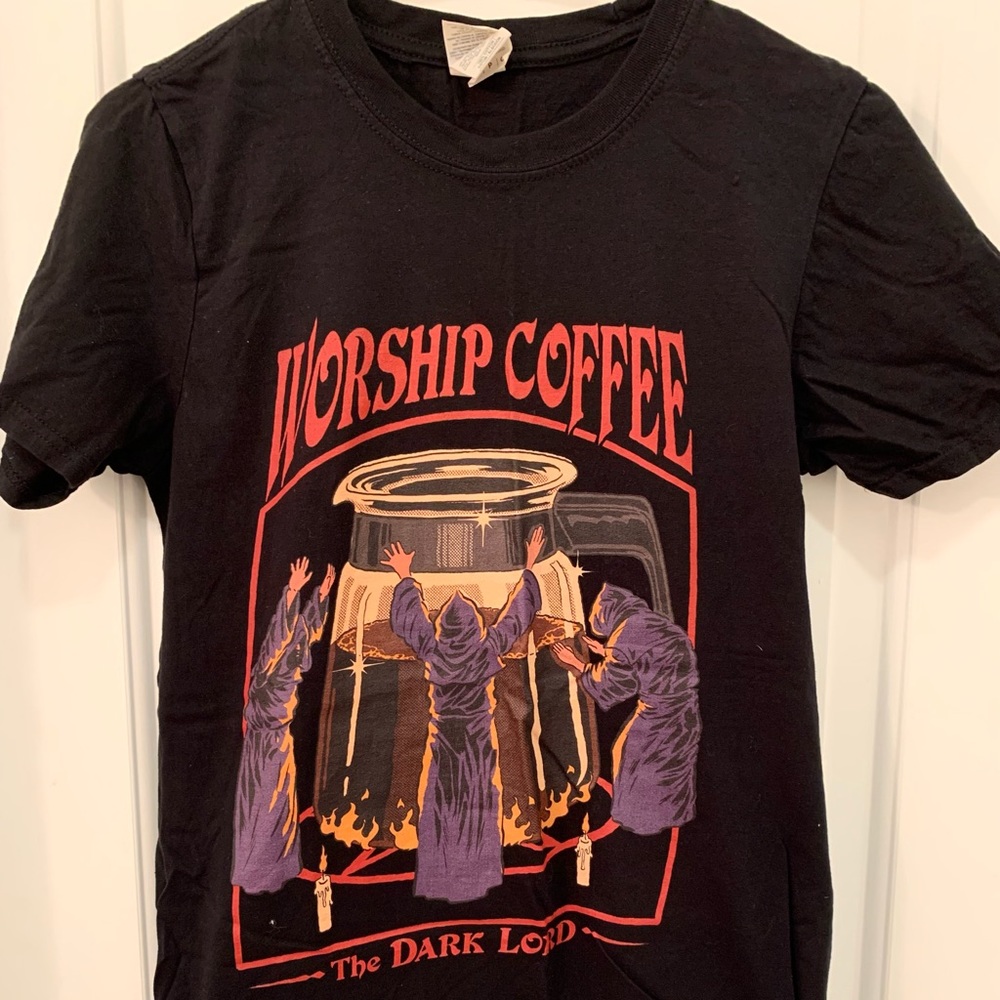 Steven Rhodes Dark Humor graphic tee